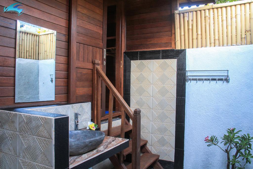 Seaside Huts Lembongan
